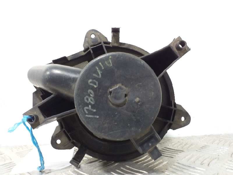 Recambio de motor calefaccion para fiat punto berlina (188) 1.2 8v active referencia OEM IAM   