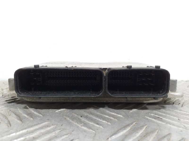 Recambio de centralita motor uce para seat toledo (1m2) signo referencia OEM IAM 0281010985 038906019HK  Recambio de centralita motor uce para seat toledo (1m2) signo referencia OEM IAM 0281010985 038906019HK