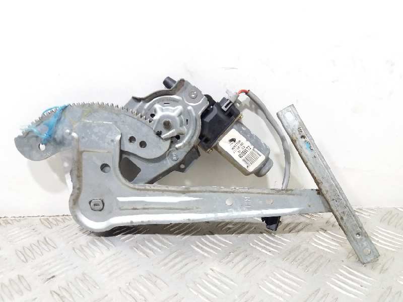 Recambio de elevalunas trasero derecho para nissan almera (n16/e) acenta referencia OEM IAM 400689T2 2 PINES 