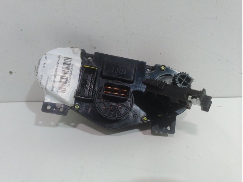 Recambio de mando calefaccion / aire acondicionado para kia rio 1.4 ex1 referencia OEM IAM 972501G520PH  