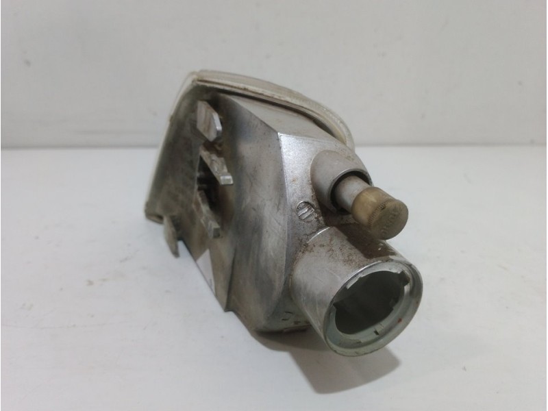 Recambio de piloto delantero derecho para citroën saxo 1.5 d seduction referencia OEM IAM    Recambio de piloto delantero derecho para citroën saxo 1.5 d seduction referencia OEM IAM