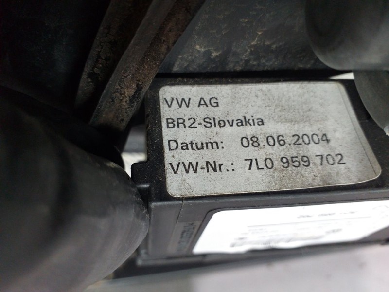 Recambio de elevalunas delantero derecho para volkswagen touareg (7la) tdi r5 referencia OEM IAM 7L0837462F  