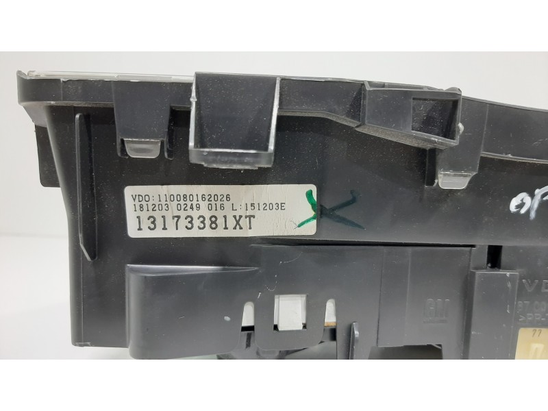 Recambio de cuadro instrumentos para opel meriva enjoy referencia OEM IAM 13173381XT  