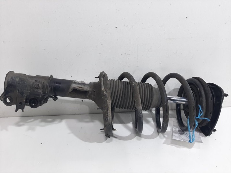 Recambio de amortiguador delantero derecho para kia rio 1.5 crdi active referencia OEM IAM 546601G200  