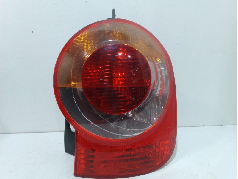 Recambio de piloto trasero derecho para renault modus confort dynamique referencia OEM IAM 8200538785  