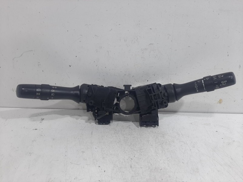 Recambio de mando limpia para toyota prius (nhw30) eco referencia OEM IAM   