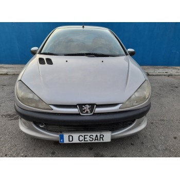 PEUGEOT 206 BERLINA