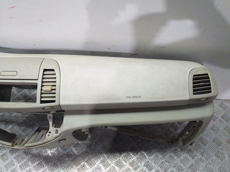 Recambio de salpicadero para nissan micra (k12e) acenta referencia OEM IAM   