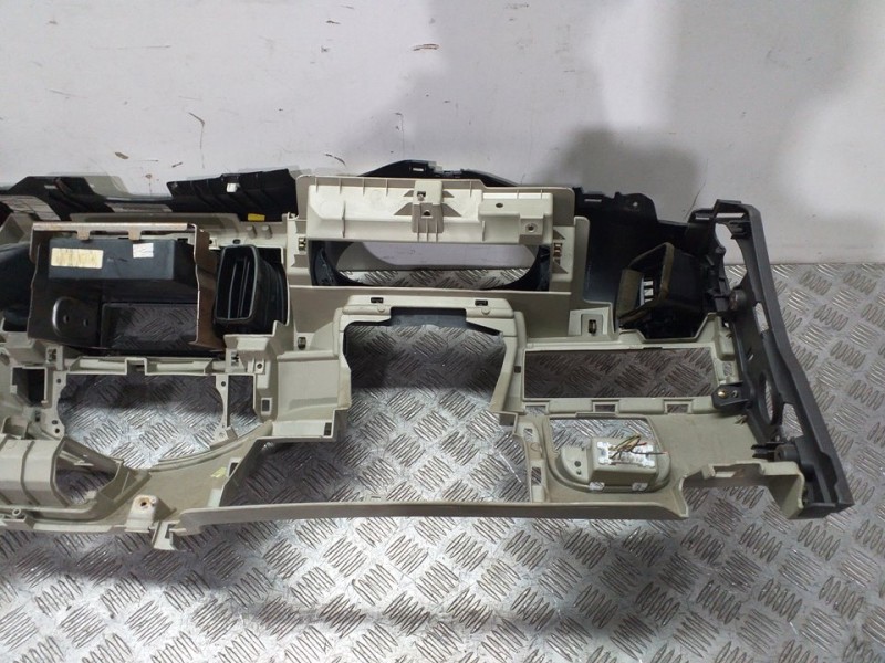 Recambio de salpicadero para nissan micra (k12e) acenta referencia OEM IAM   