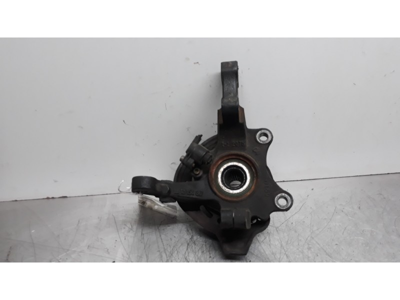 Recambio de mangueta delantera izquierda para opel corsa c cosmo referencia OEM IAM 13154317  