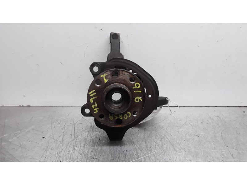 Recambio de mangueta delantera izquierda para opel corsa c cosmo referencia OEM IAM 13154317  