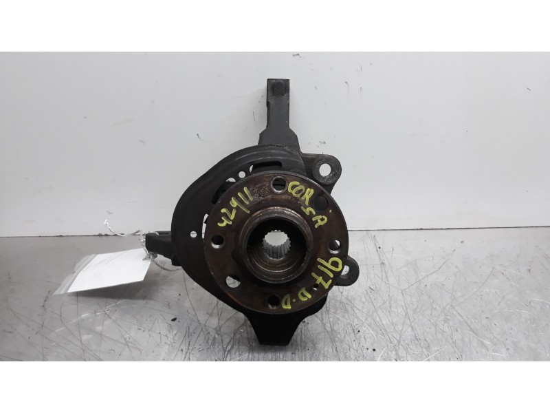 Recambio de mangueta delantera derecha para opel corsa c cosmo referencia OEM IAM 13154318  