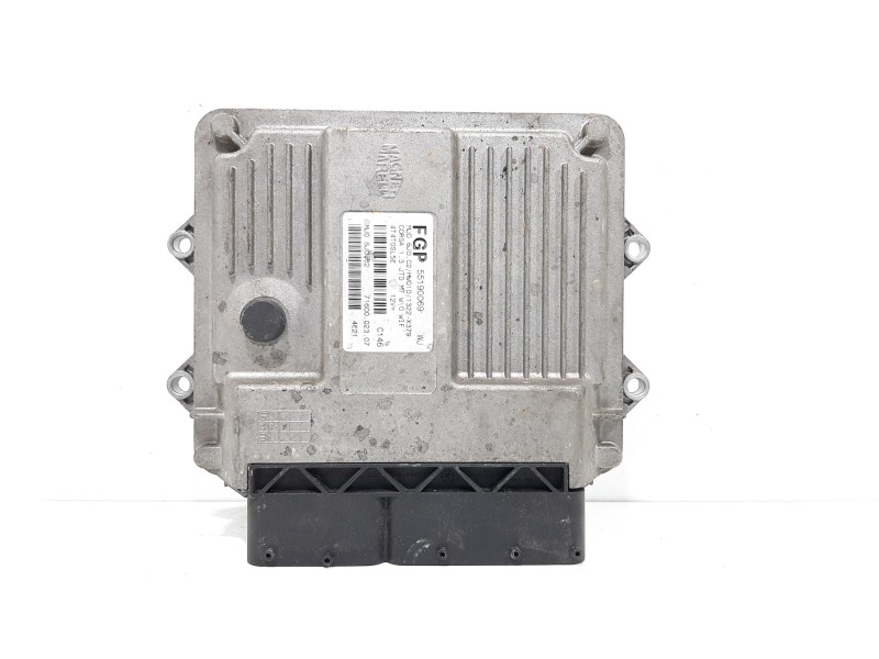 Recambio de centralita motor uce para opel corsa c cosmo referencia OEM IAM 55190069  