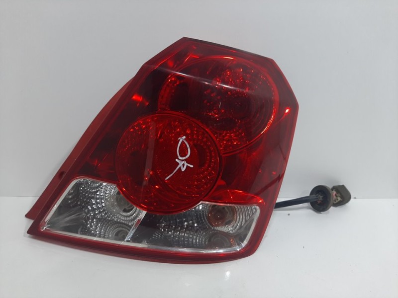 Recambio de piloto trasero derecho para daewoo kalos 1.4 se referencia OEM IAM 300267R  