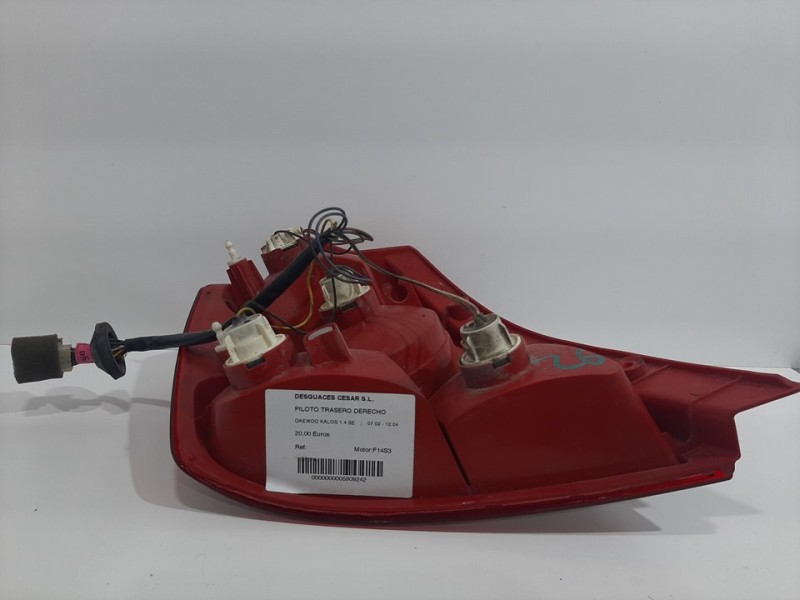Recambio de piloto trasero derecho para daewoo kalos 1.4 se referencia OEM IAM 300267R  
