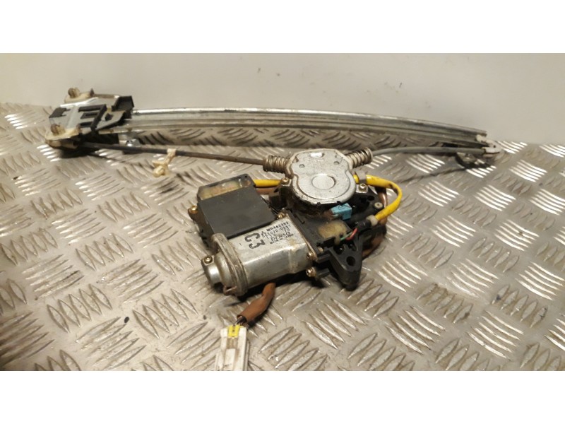 Recambio de elevalunas trasero izquierdo para mitsubishi space wagon (n80/n90) 2.4 motion referencia OEM IAM MR462363  