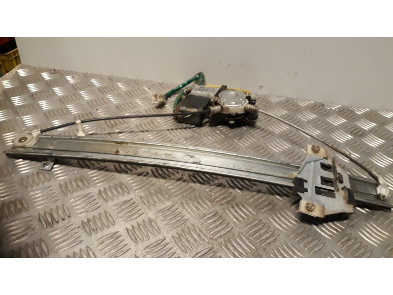 Recambio de elevalunas delantero derecho para mitsubishi space wagon (n80/n90) 2.4 motion referencia OEM IAM MR349204  