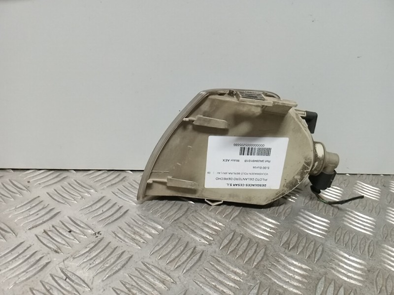 Recambio de piloto delantero derecho para volkswagen polo berlina (6n1) air referencia OEM IAM 3A0949101B  