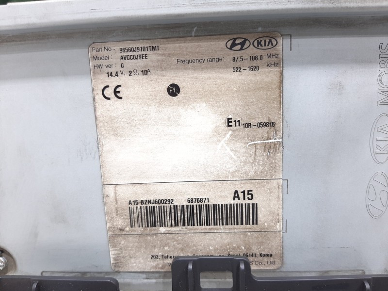 Recambio de sistema navegacion gps para hyundai kona essence 2wd referencia OEM IAM 96560J9101TMT  