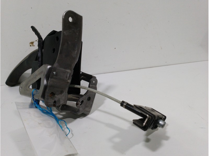 Recambio de palanca freno de mano para toyota auris luna referencia OEM IAM 11319661  