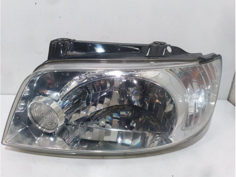 Recambio de faro izquierdo para hyundai matrix (fc) 1.6 gls referencia OEM IAM 9210317030  