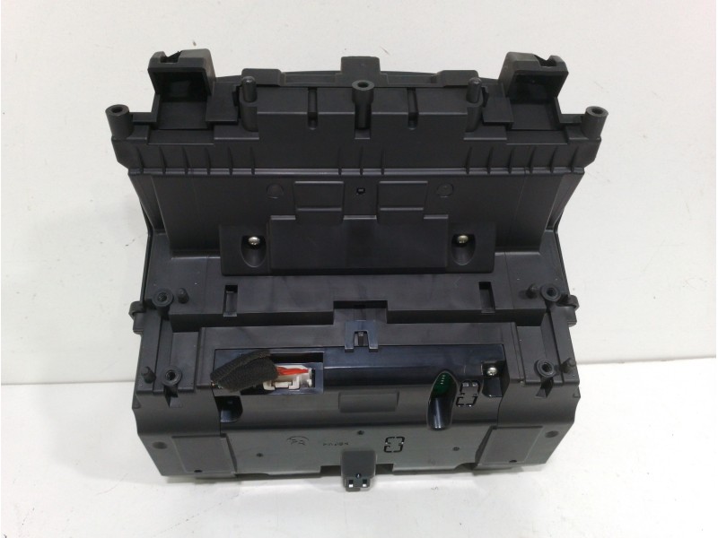 Recambio de pantalla multifuncion para hyundai kona essence 2wd referencia OEM IAM 94310J9310TRY  