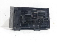 Recambio de caja reles / fusibles para chrysler voyager (rg) 2.8 crd grand voyager limited referencia OEM IAM 05144589AF   2