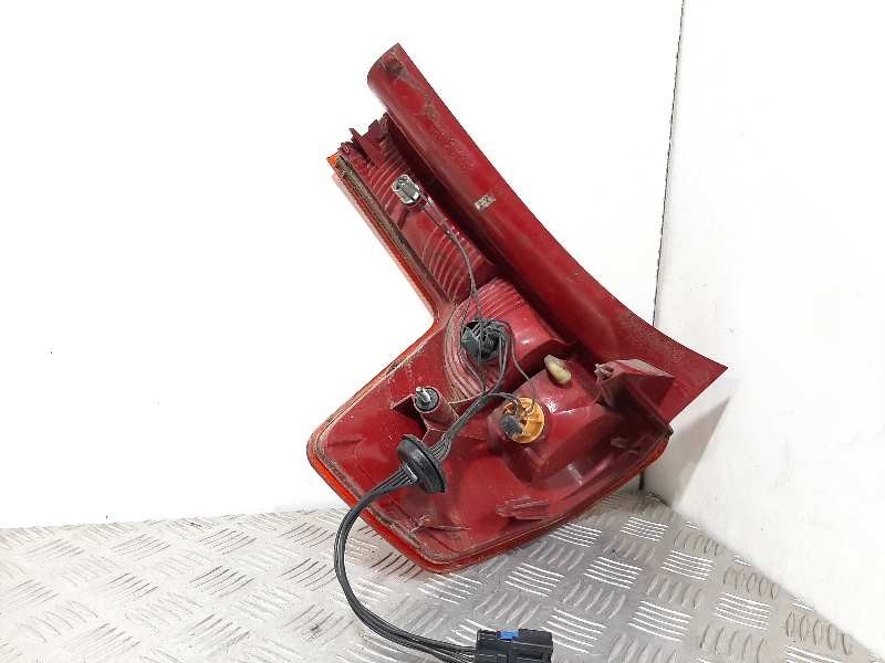 Recambio de piloto trasero derecho para citroën c4 berlina collection referencia OEM IAM    Recambio de piloto trasero derecho para citroën c4 berlina collection referencia OEM IAM