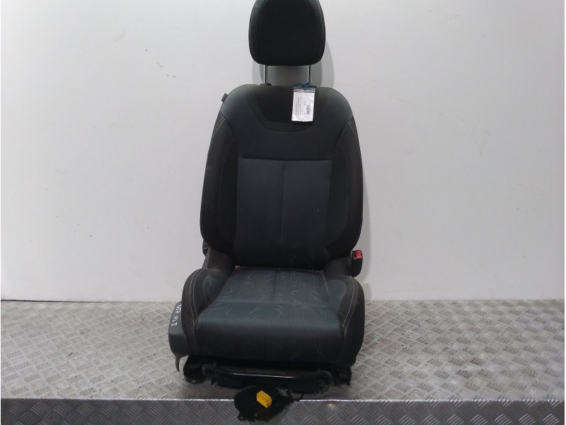 Recambio de asiento delantero derecho para citroën c4 lim. collection referencia OEM IAM    Recambio de asiento delantero derecho para citroën c4 lim. collection referencia OEM IAM