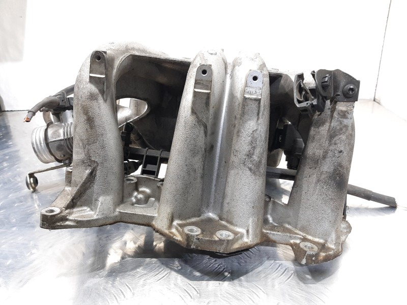 Recambio de colector admision para renault megane i berlina hatchback (ba0) 1.6 referencia OEM IAM 7700865228  