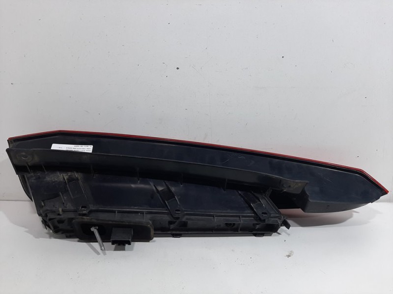 Recambio de piloto trasero izquierdo para ford fiesta (cbk) ambiente referencia OEM IAM 2S6113A603B  