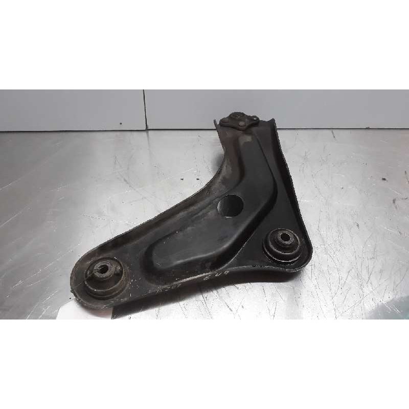 Recambio de brazo suspension inferior delantero derecho para peugeot 207 referencia OEM IAM   