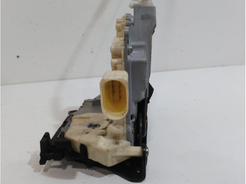 Recambio de cerradura puerta delantera derecha para seat ibiza (6j5) reference referencia OEM IAM 3C1837016A 7 PINES 