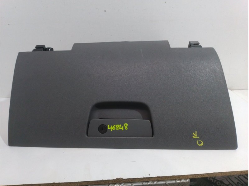 Recambio de guantera para jeep gr. cherokee (wh) 3.0 crd laredo referencia OEM IAM   