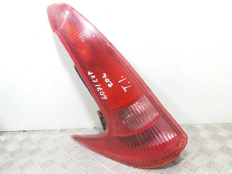 Recambio de piloto trasero izquierdo para peugeot 206 4-trg. xt referencia OEM IAM    Recambio de piloto trasero izquierdo para peugeot 206 4-trg. xt referencia OEM IAM