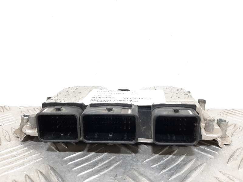 Recambio de centralita motor uce para peugeot 206 4-trg. xt referencia OEM IAM 9650347980 0261207477 