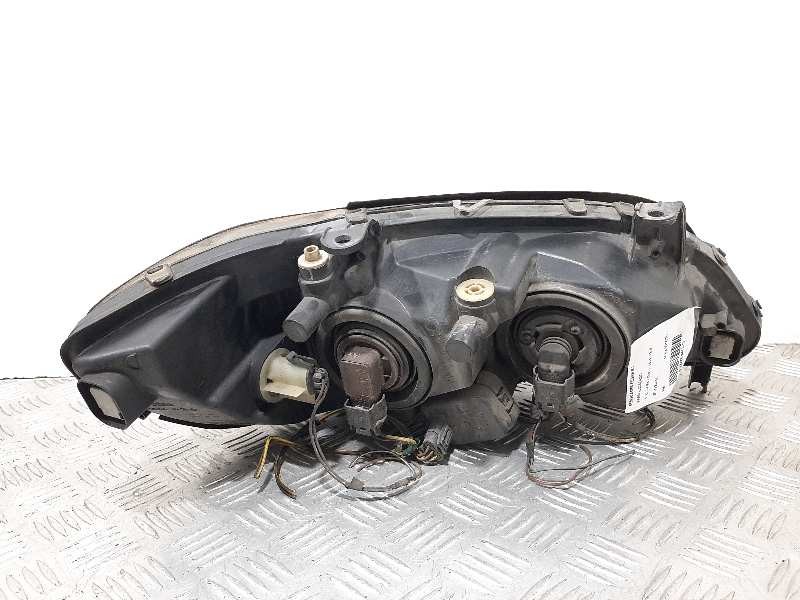 Recambio de faro izquierdo para opel zafira a club referencia OEM IAM   