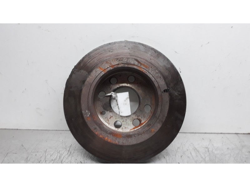 Recambio de disco freno delantero izquierdo para opel corsa c cosmo referencia OEM IAM   