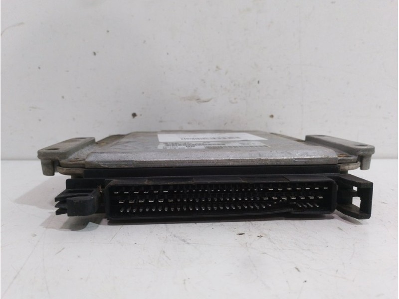 Recambio de centralita motor uce para peugeot 206 berlina xs referencia OEM IAM   