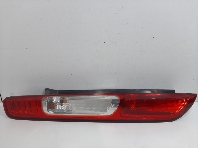 Recambio de piloto trasero izquierdo para ford focus berlina (cap) ghia referencia OEM IAM 4M5113405A  