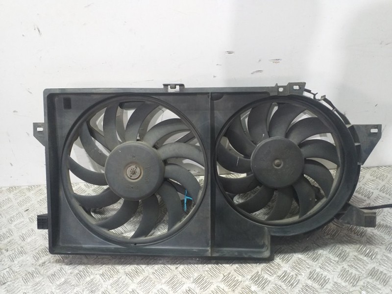 Recambio de electroventilador para chrysler voyager (rg) 2.8 crd grand voyager limited referencia OEM IAM 874746V AD1204874745W 