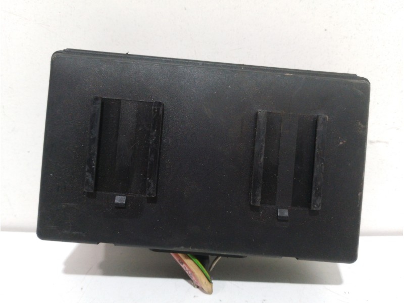 Recambio de caja reles / fusibles para peugeot 207 urban referencia OEM IAM 9632229480  