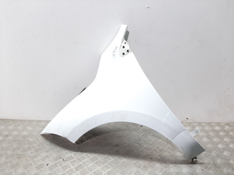 Recambio de aleta delantera izquierda para renault megane iii coupe dynamique referencia OEM IAM 631011470R BLANCO 