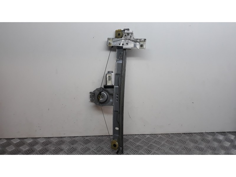 Recambio de elevalunas delantero derecho para peugeot 207 urban referencia OEM IAM 9222W9  