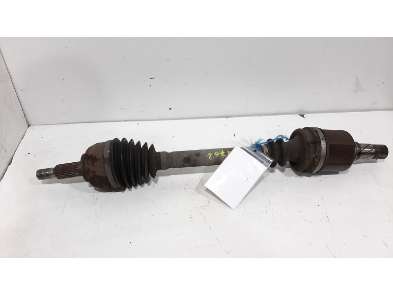 Recambio de transmision delantera izquierda para renault scenic ii confort authentique referencia OEM IAM 8200198016  