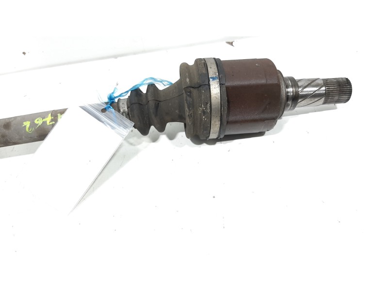 Recambio de transmision delantera izquierda para renault scenic ii confort authentique referencia OEM IAM 8200198016  