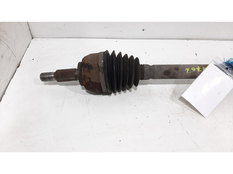 Recambio de transmision delantera izquierda para renault scenic ii confort authentique referencia OEM IAM 8200198016  