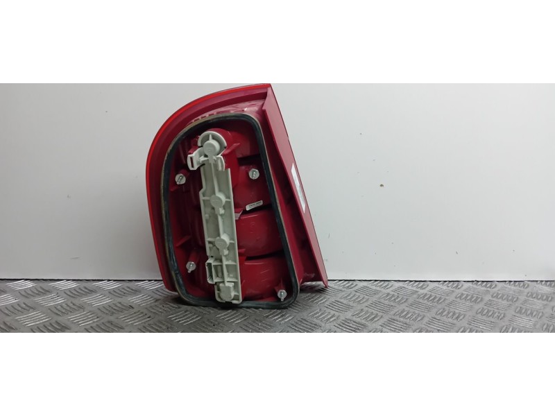 Recambio de piloto trasero derecho para skoda fabia (6y2/6y3) comfort referencia OEM IAM 6Y6945112B  