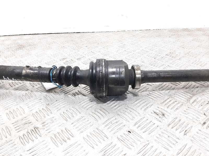 Recambio de transmision delantera derecha para renault laguna ii grandtour (kg0) dynamique luxe referencia OEM IAM 8200035673  