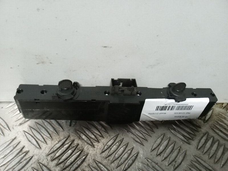 Recambio de warning para opel astra h berlina cosmo referencia OEM IAM 13100105  